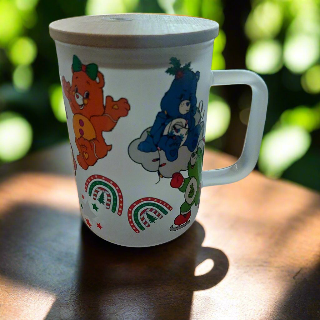 CHRISTMAS MUG WITH HANDLE AND LID