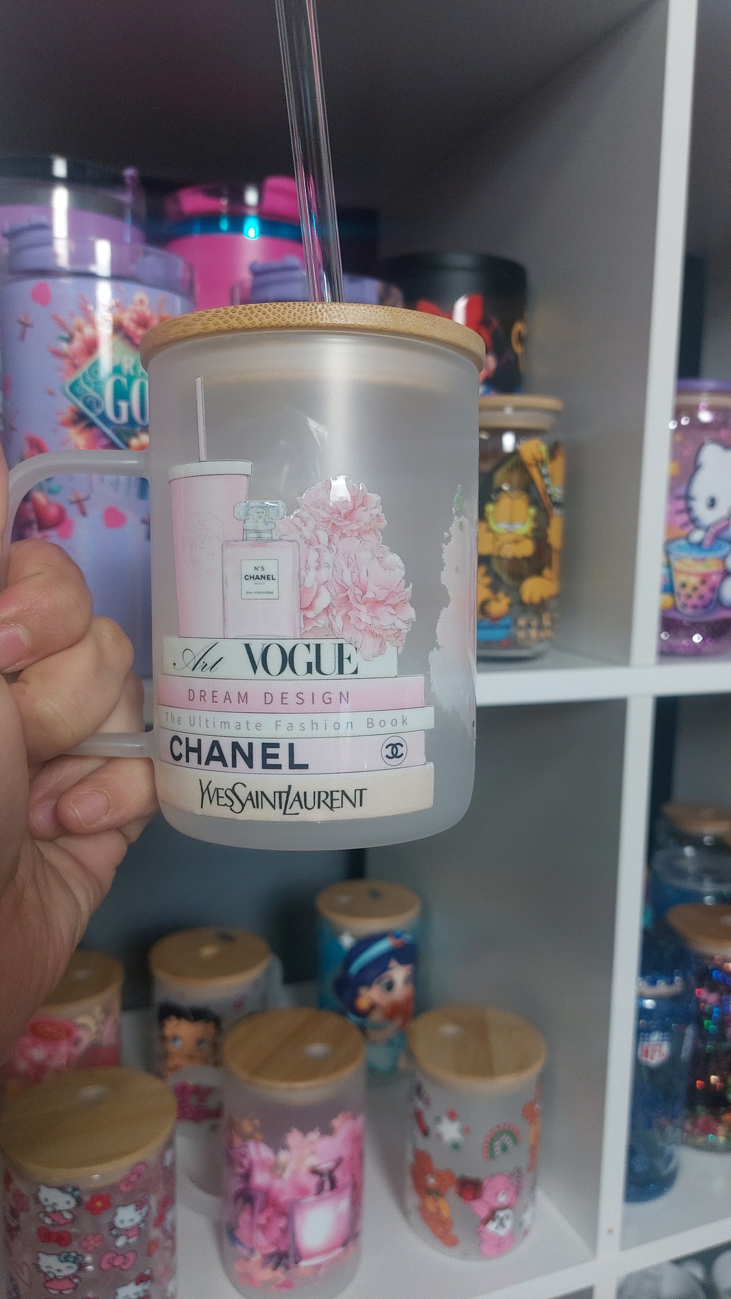 Inspired Glass handle with lid & straw