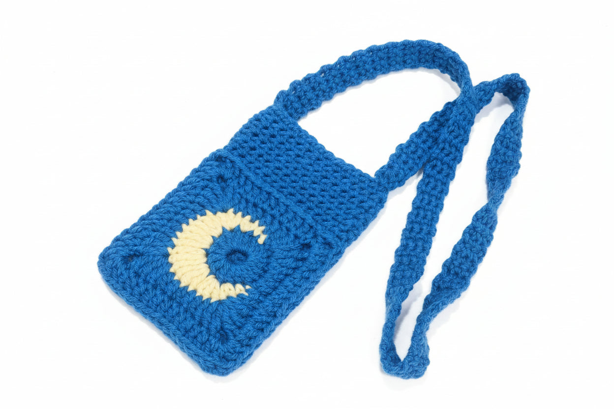 Crochet phone bag