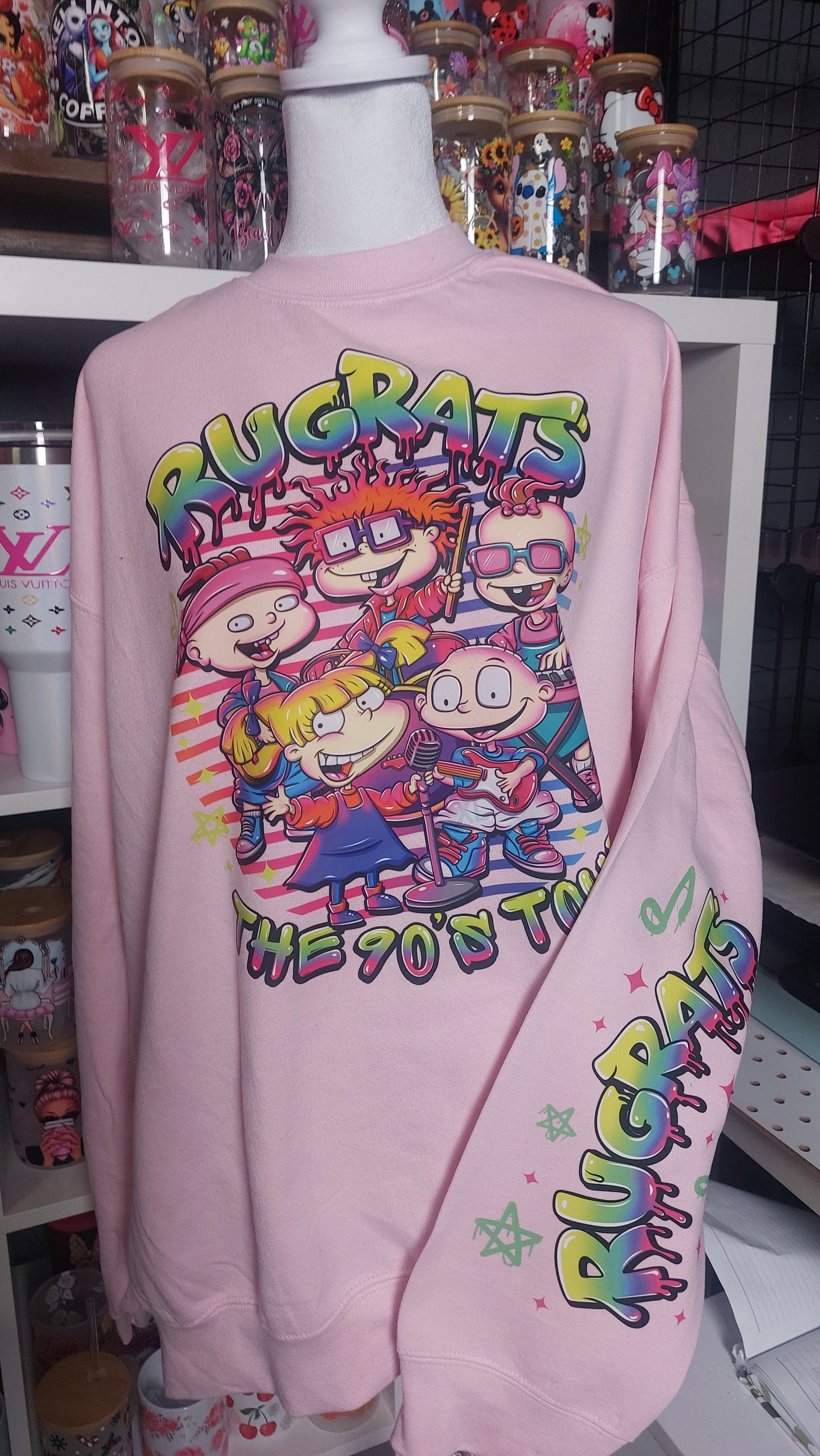 FRIENDS Crew neck sweater