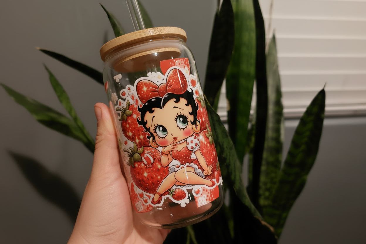Betty straw berries Glass Tumbler 12oz