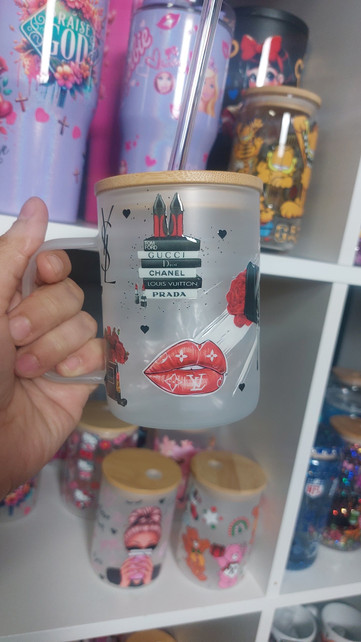 Inspired 17oz Glass handle with lid & straw