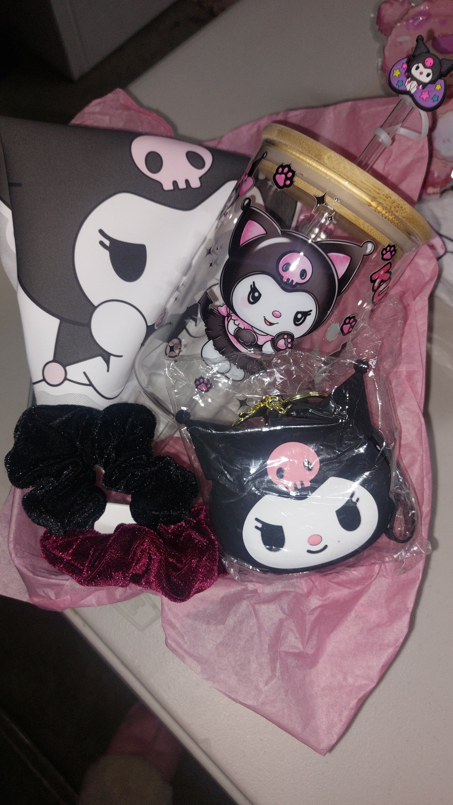 K romoi bundle with a tote bag ready to go