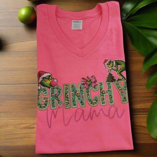 Grinchy Mama T-shirt V-neck ready to go