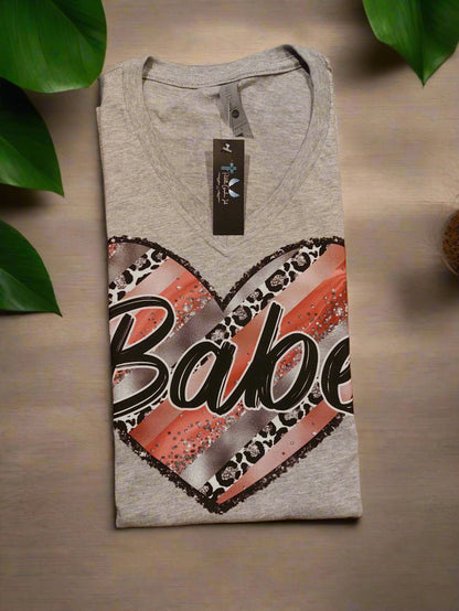 BABE HEART V-neck T-shirt