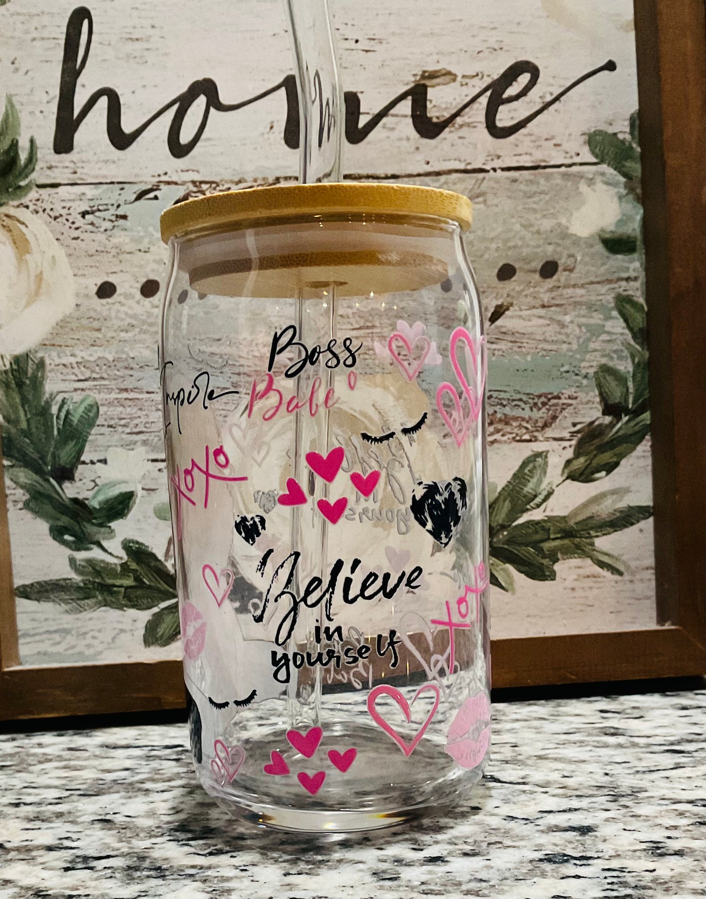 Boss Bebe glass tumbler