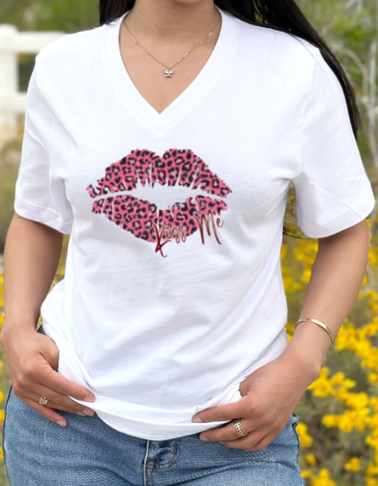 "Kiss Me" Pink Leopard Lips Print T-Shirt