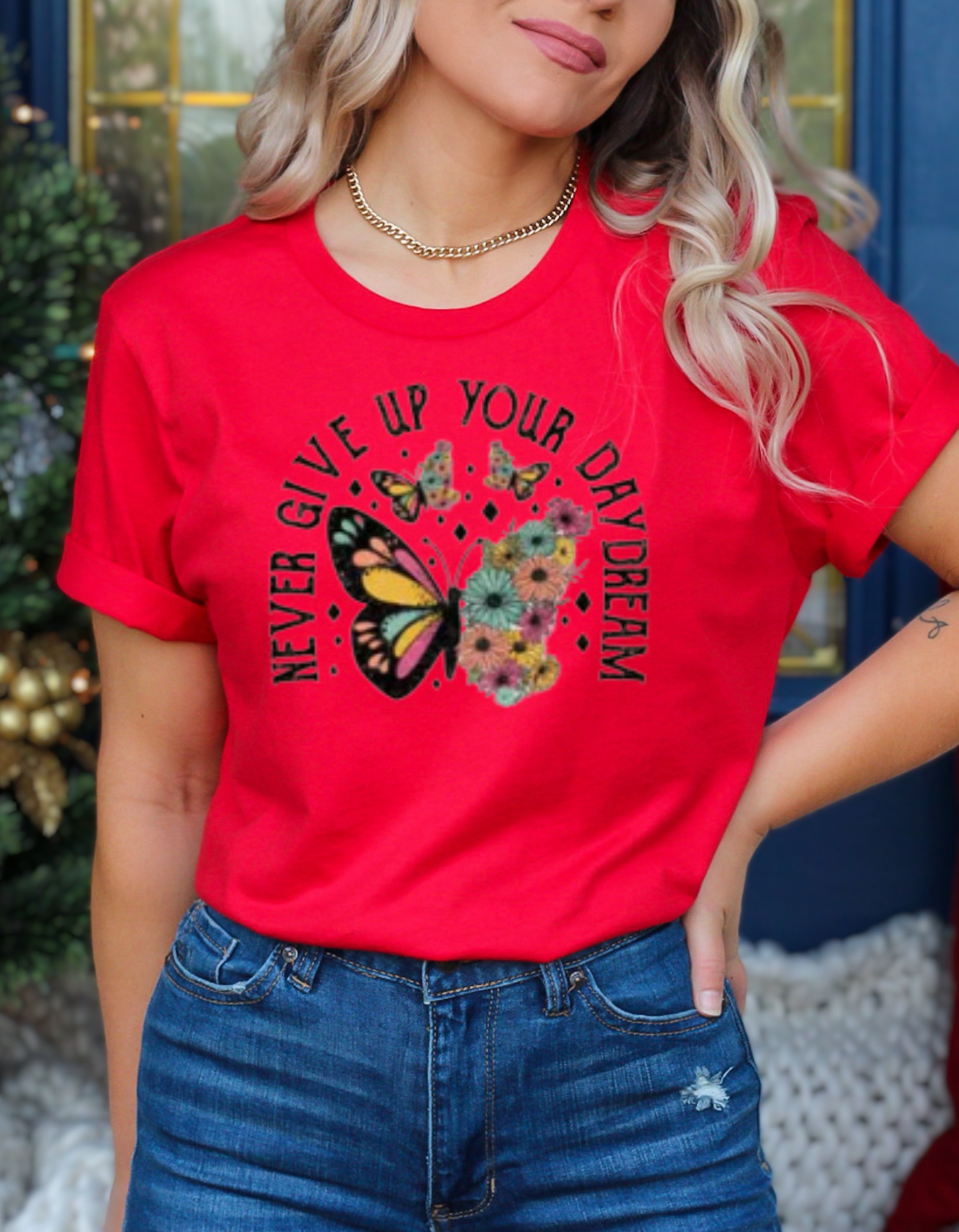 "Never Give Up Your Daydream" Butterfly Print T-Shirt