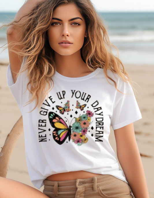 "Never Give Up Your Daydream" Butterfly Print T-Shirt