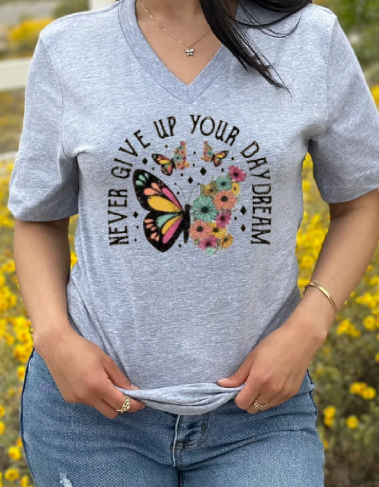 "Never Give Up Your Daydream" Butterfly Print T-Shirt