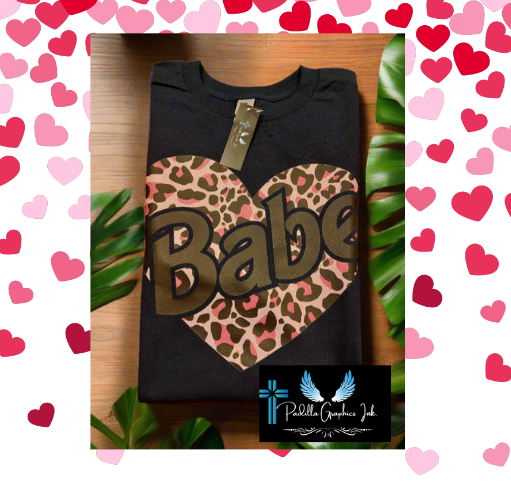 Babe heart crew neck t-shirt