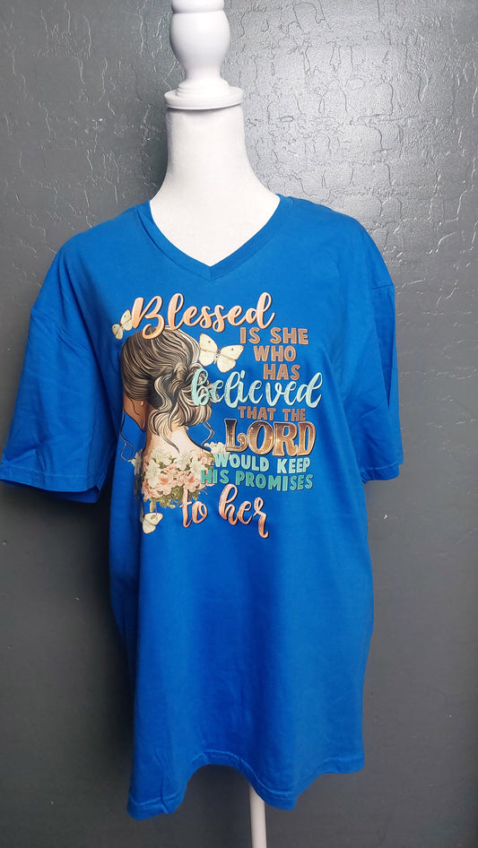 V-NECK T-SHIRT Baseball BLESSED IS SHE WHO HAS BELIVED THAT THE LORD WOLD KEEP HIS PROMISE TO HER