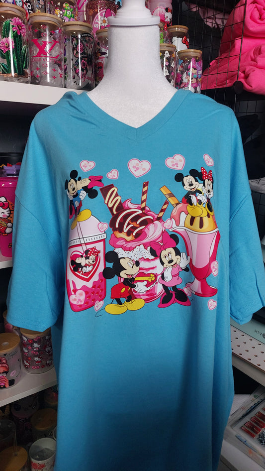 FRIENDS V-NECK T-SHIRT