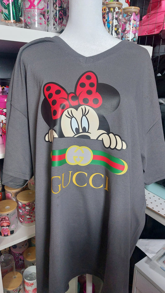 V-NECK T-SHIRT