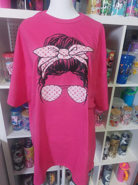 Lady bun   CREW NECK T-SHIRT